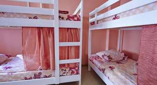 Гостиница Хостел Панда Москва Кровать в общем номере для мужчин с 6 кроватями-1